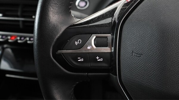 Used Peugeot 2008 2021 for sale - 76317948: Photo 22