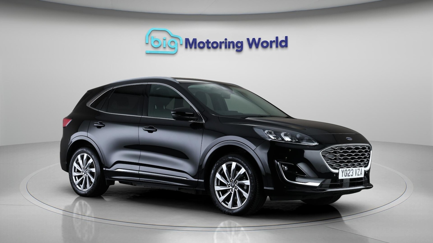 Used Ford Kuga 2023 for sale - 76399372: Photo 2