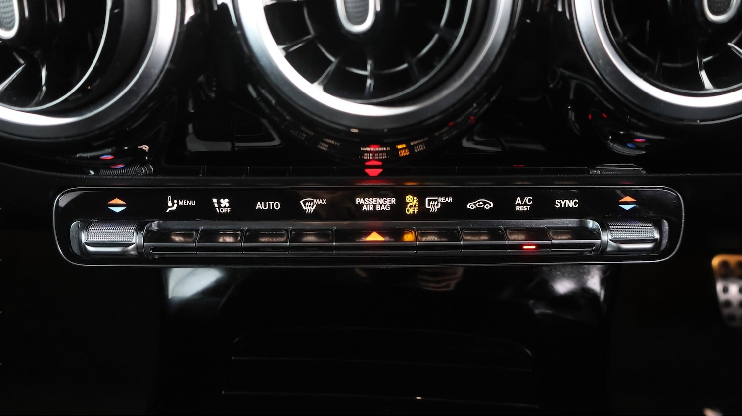 Used Mercedes-Benz A-Class 2020 for sale - 77436242: Photo 12