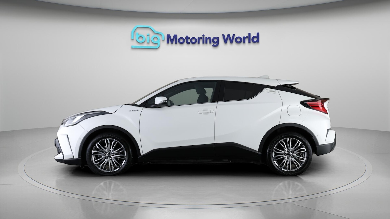 Used Toyota C-HR 2022 for sale - 76380741: Photo 4