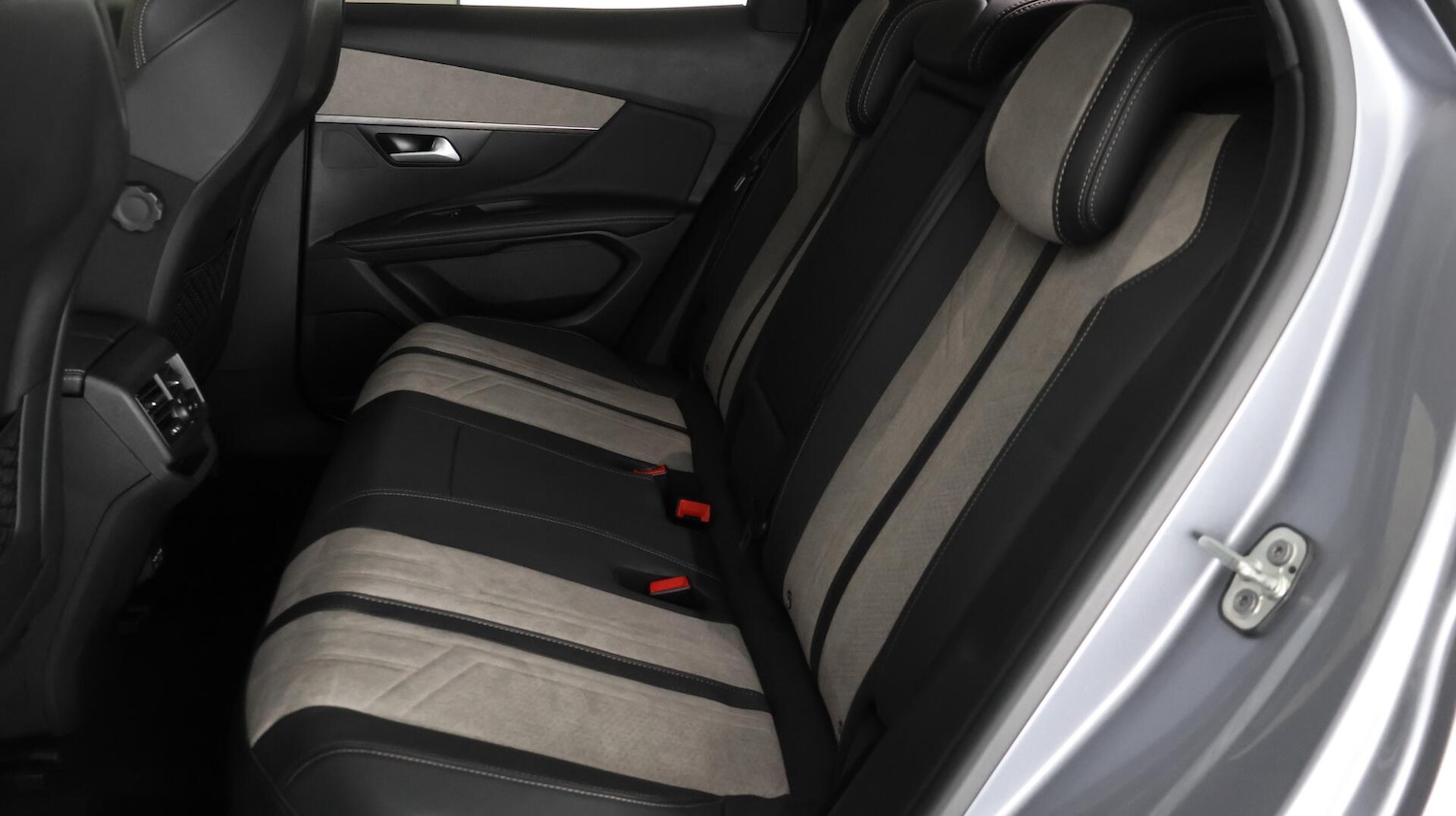 Used Peugeot 3008 2021 for sale - 76388651: Photo 16