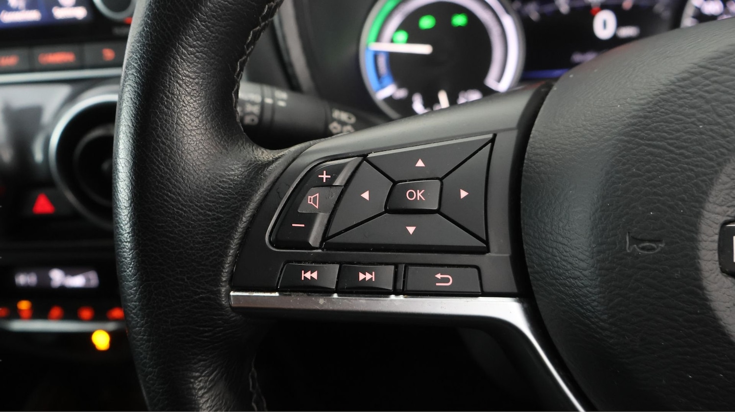 Used Nissan Juke 2023 for sale - 77324609: Photo 21