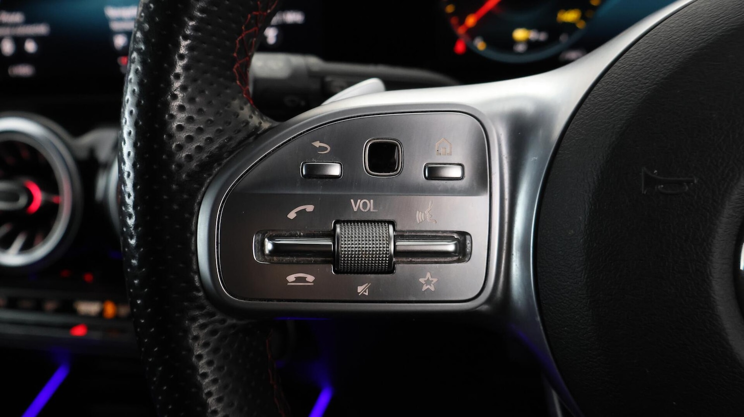 Used Mercedes-Benz EQA 2021 for sale - 76380771: Photo 23