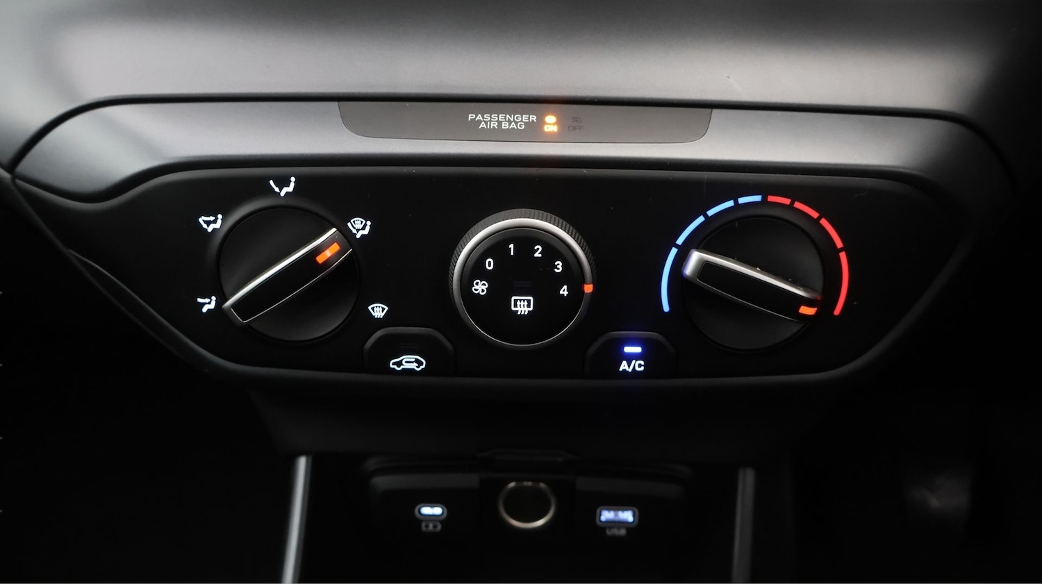 Used Hyundai i20 2023 for sale - 77610272: Photo 11