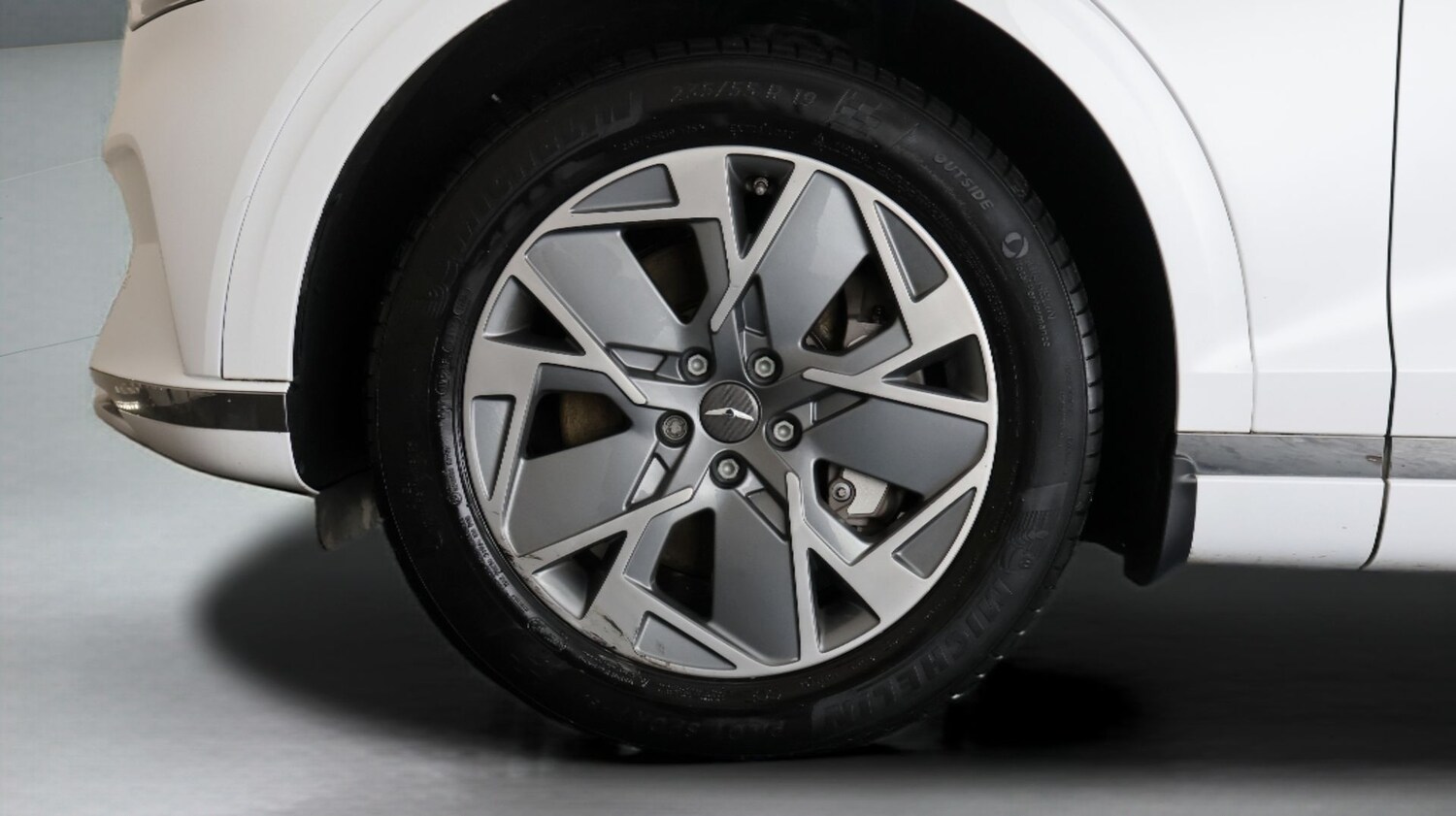 Used Genesis GV70 2023 for sale - 77335939: Photo 18