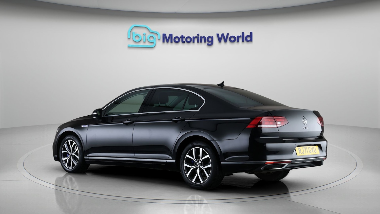 Used Volkswagen Passat for sale - 77395631: Photo 5