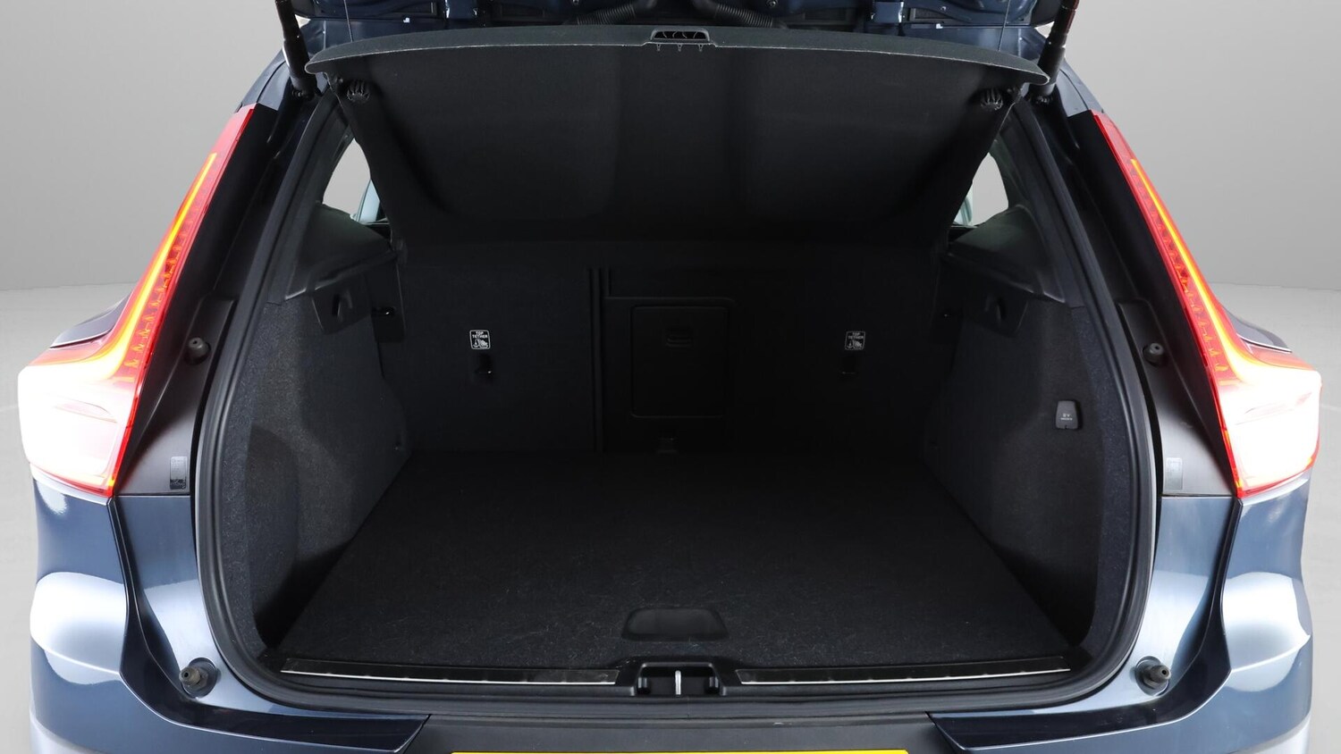 Used Volvo XC40 for sale - 76727567: Photo 17