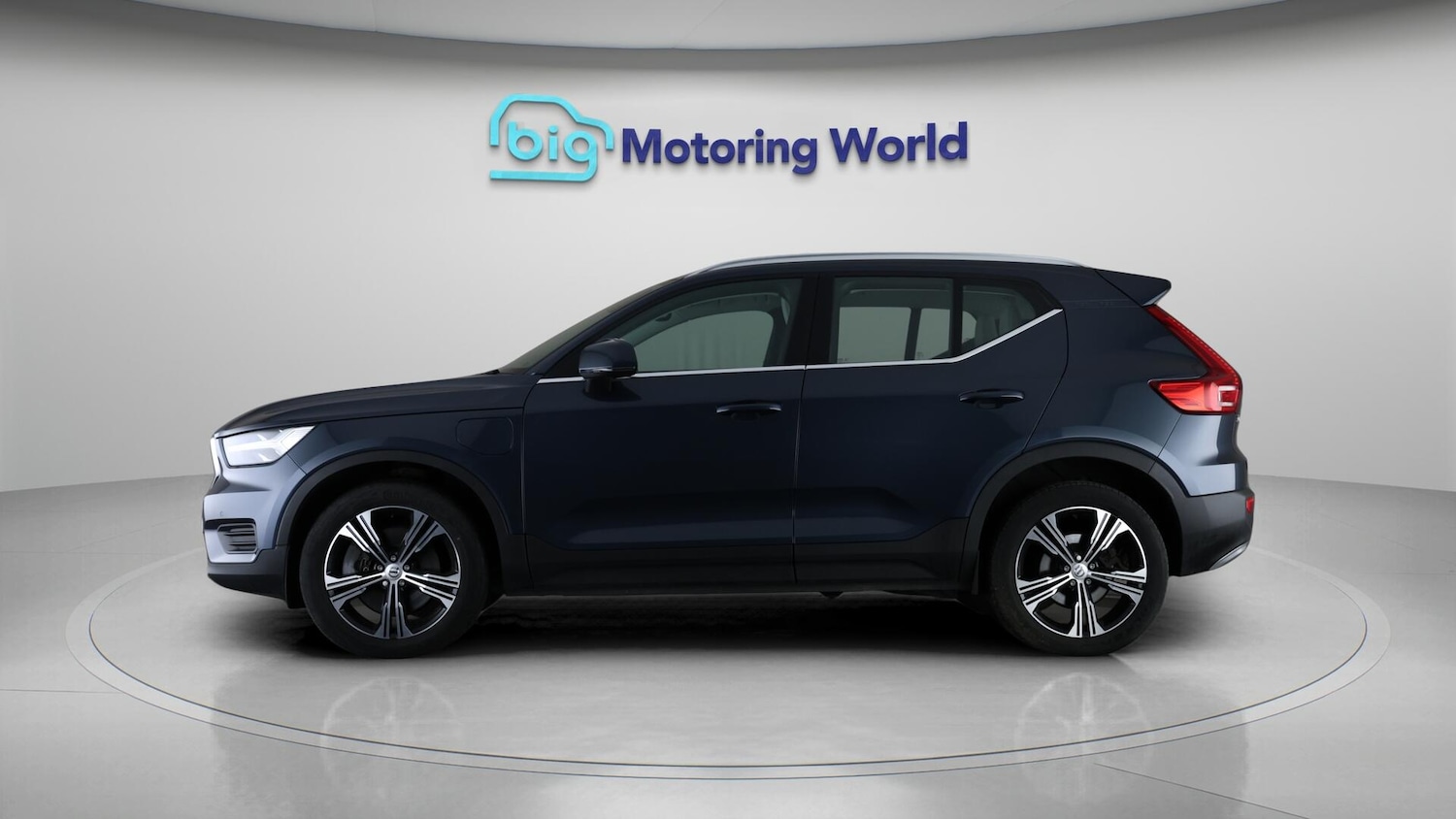 Used Volvo XC40 for sale - 76727567: Photo 4