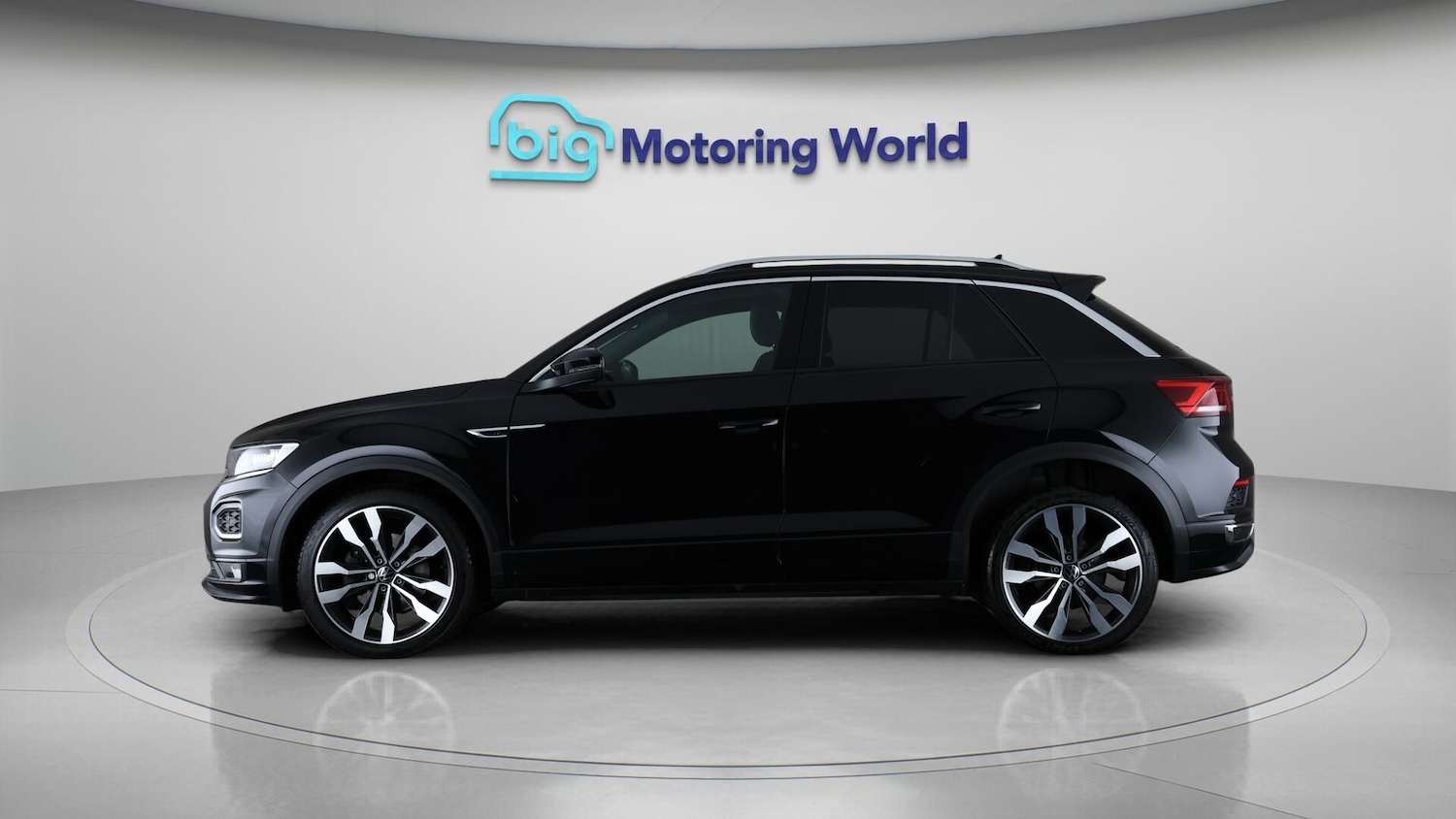 Used Volkswagen T-Roc 2021 for sale - 76108874: Photo 4