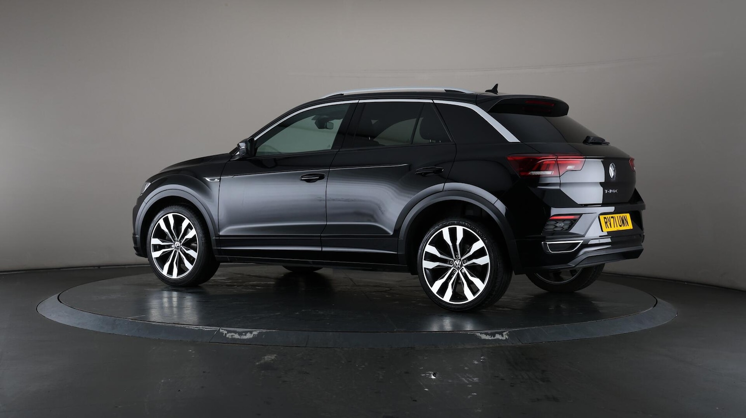 Used Volkswagen T-Roc 2021 for sale - 76108874: Photo 76
