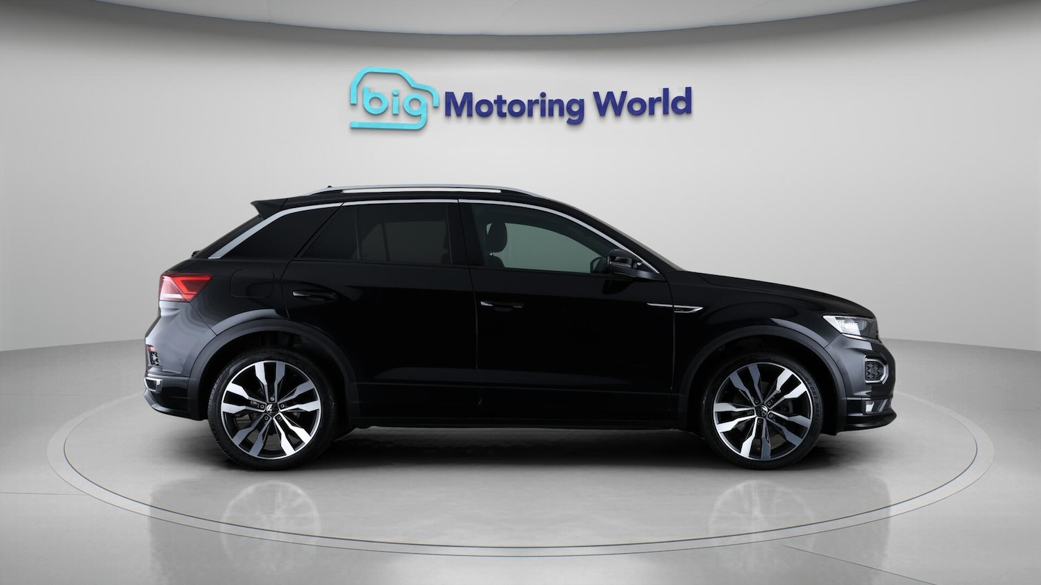 Used Volkswagen T-Roc 2021 for sale - 76108874: Photo 8