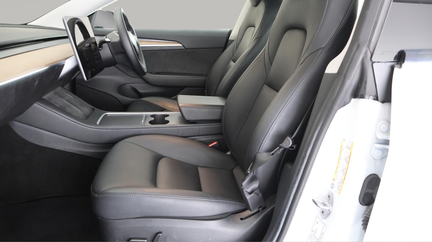 Used Tesla Model 3 2021 for sale - 76735105: Photo 15