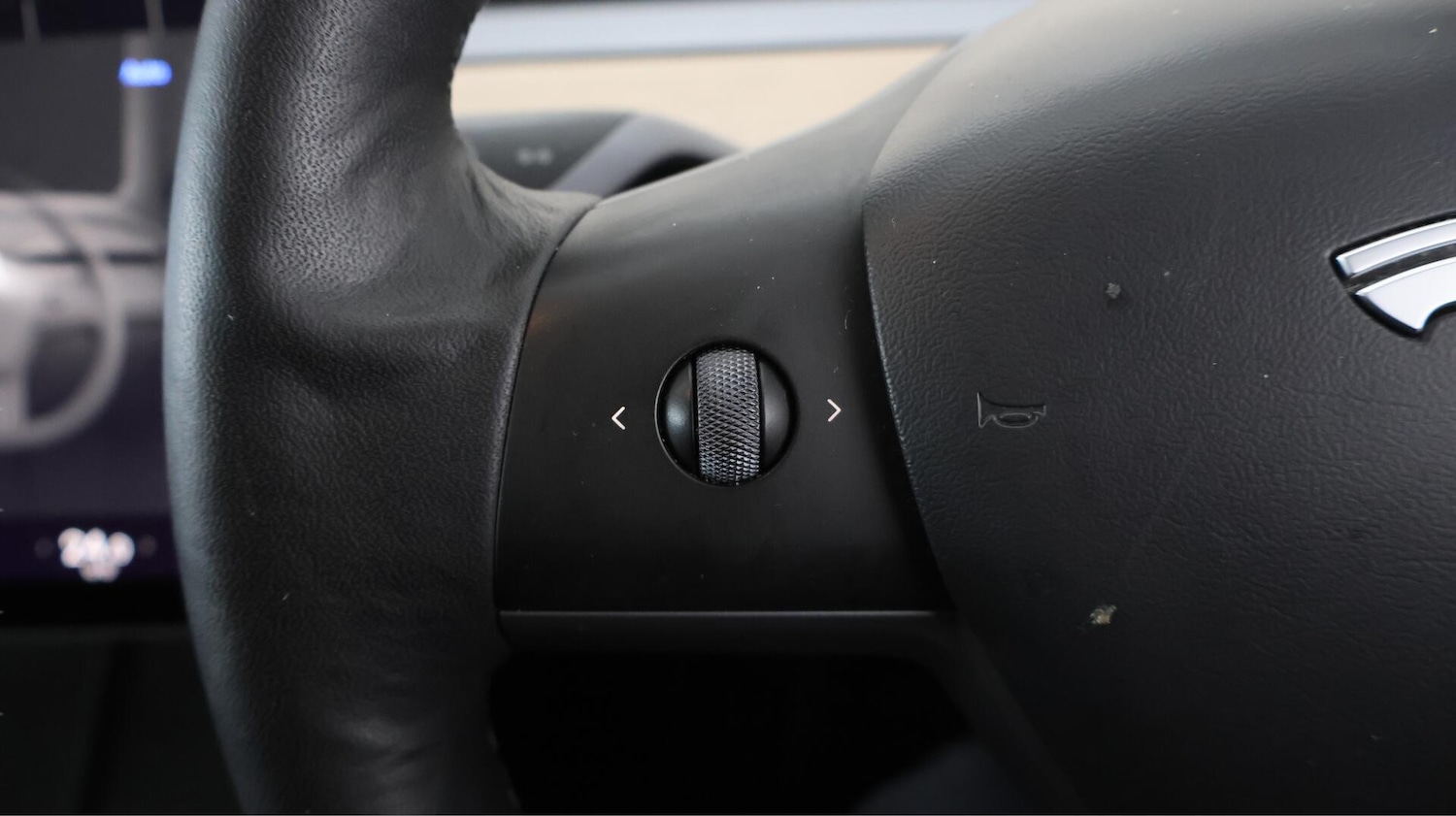 Used Tesla Model 3 2021 for sale - 76735105: Photo 23