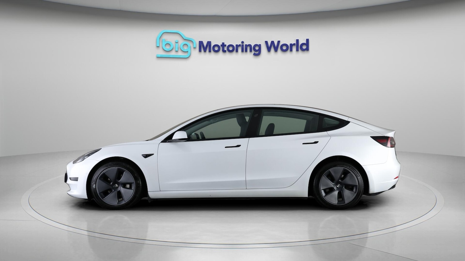 Used Tesla Model 3 2021 for sale - 76735105: Photo 5