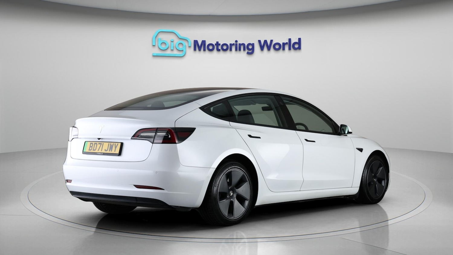 Used Tesla Model 3 2021 for sale - 76735105: Photo 8