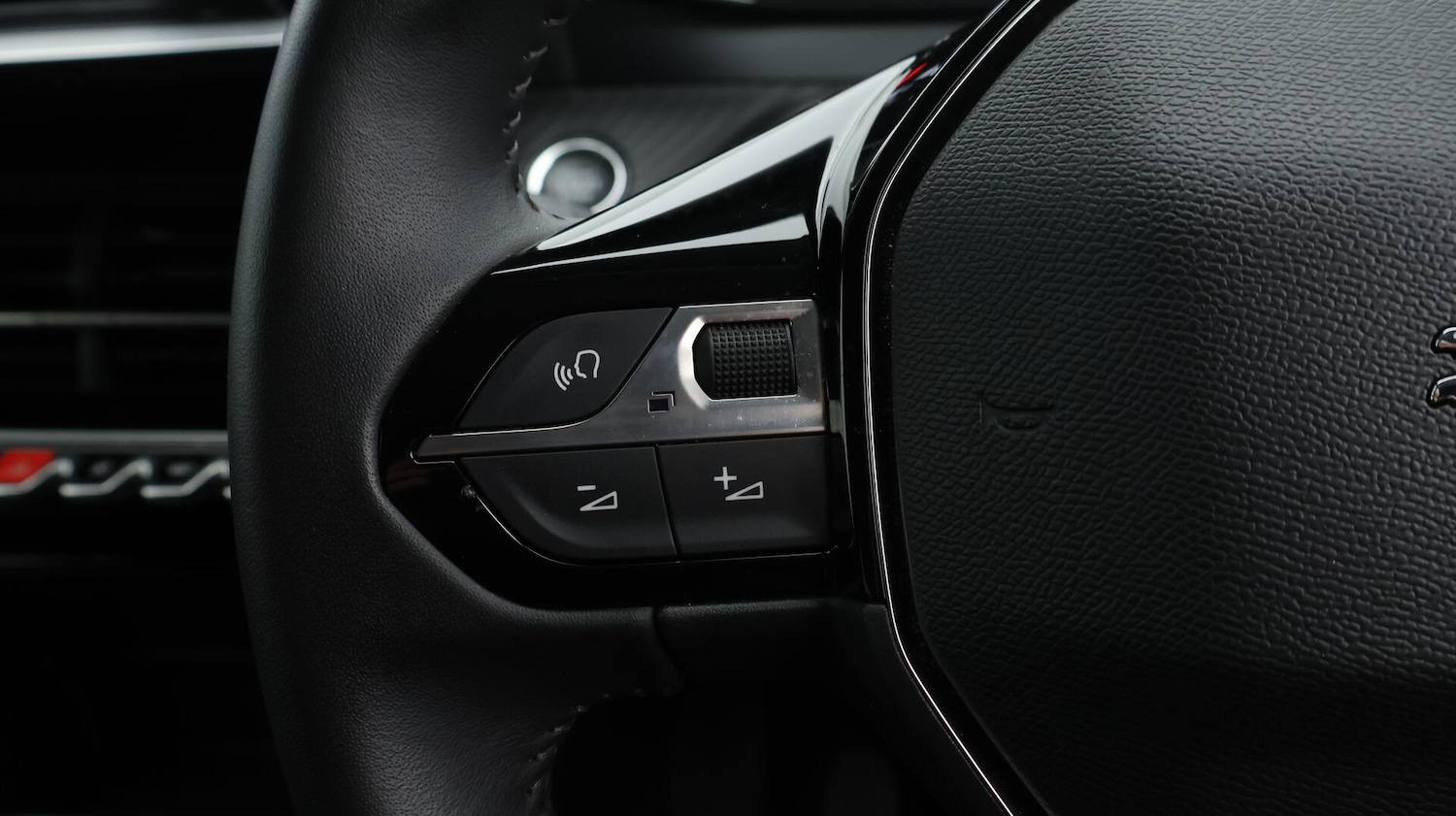 Used Peugeot 208 2022 for sale - 76283440: Photo 25