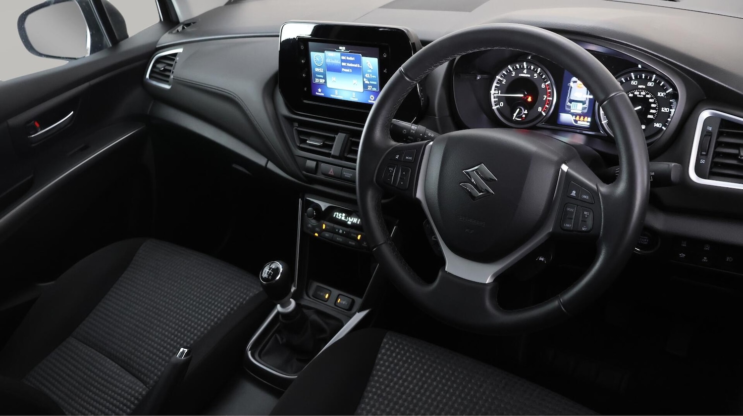 Used Suzuki SX4 S-Cross 2023 for sale - 76042574: Photo 10