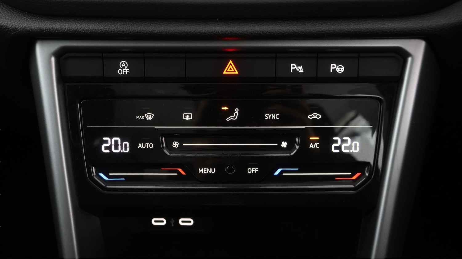 Used Volkswagen T-Roc 2023 for sale - 78046651: Photo 11