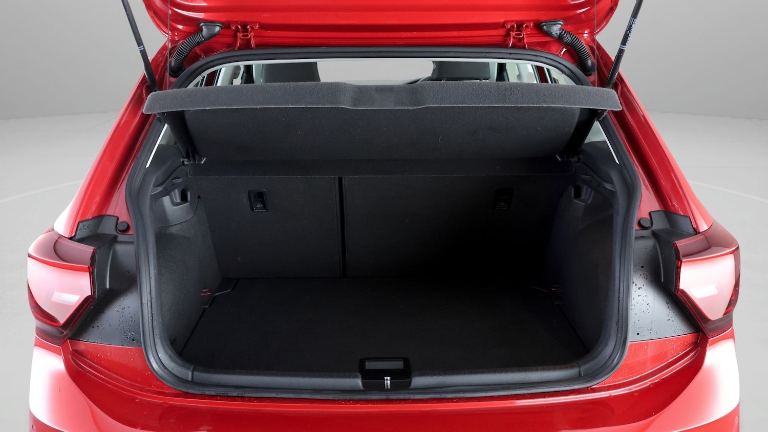 Used Volkswagen Polo 2022 for sale - 77704285: Photo 16