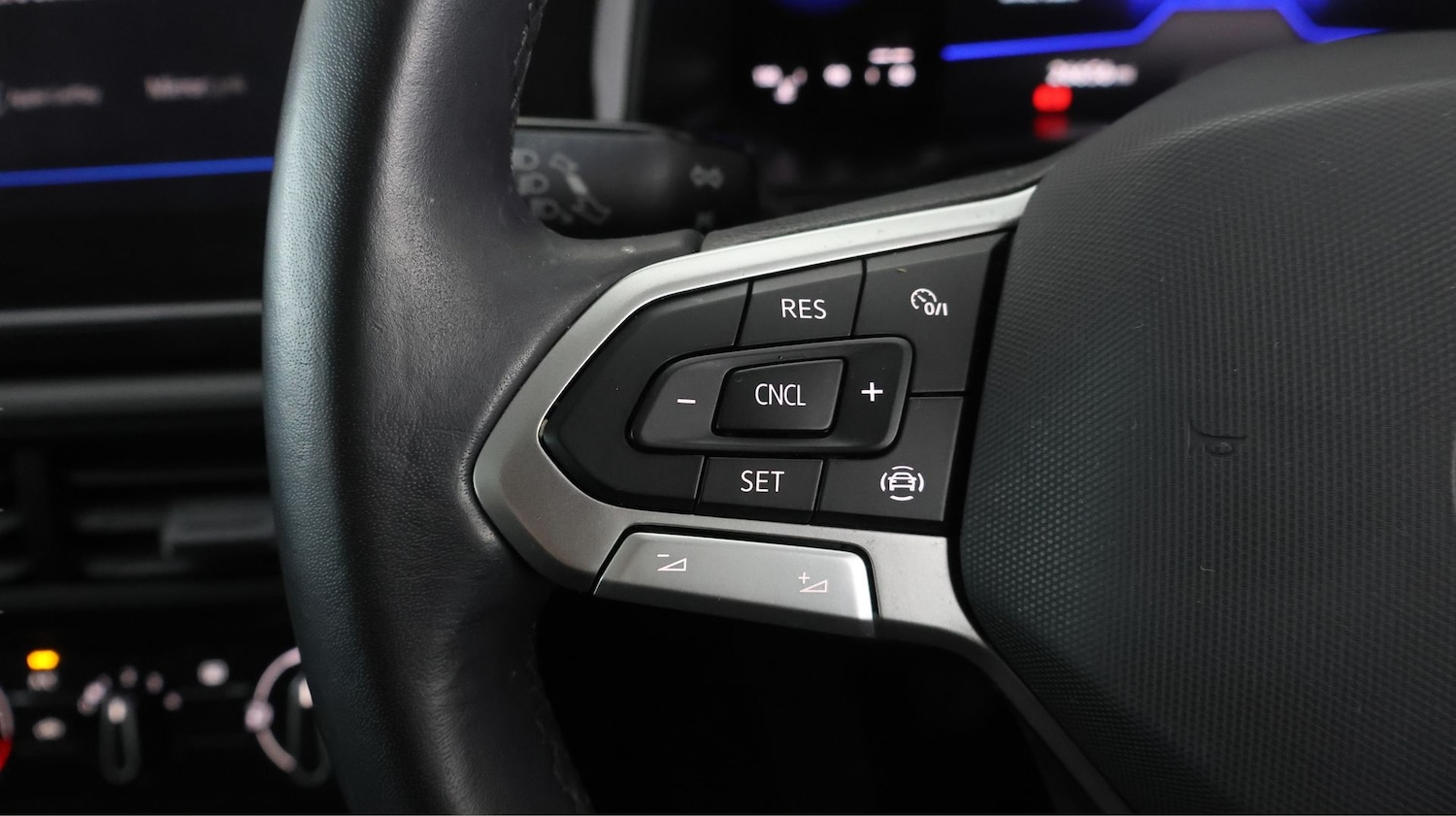 Used Volkswagen Polo 2022 for sale - 77704285: Photo 20