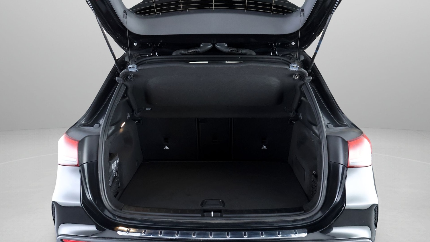 Used Mercedes-Benz GLA 2022 for sale - 77968863: Photo 17