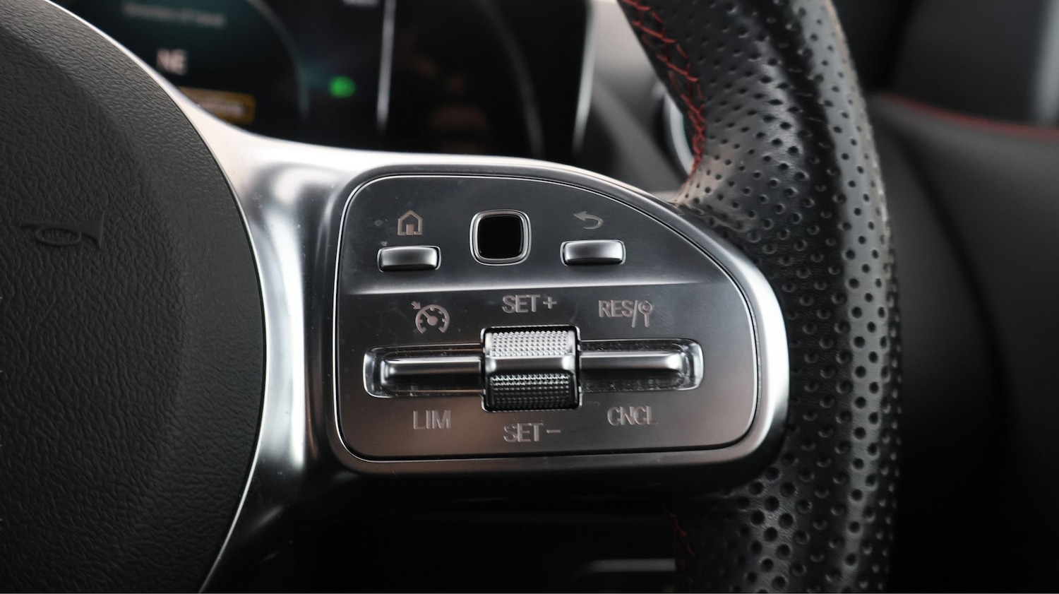 Used Mercedes-Benz GLA 2022 for sale - 77968863: Photo 21