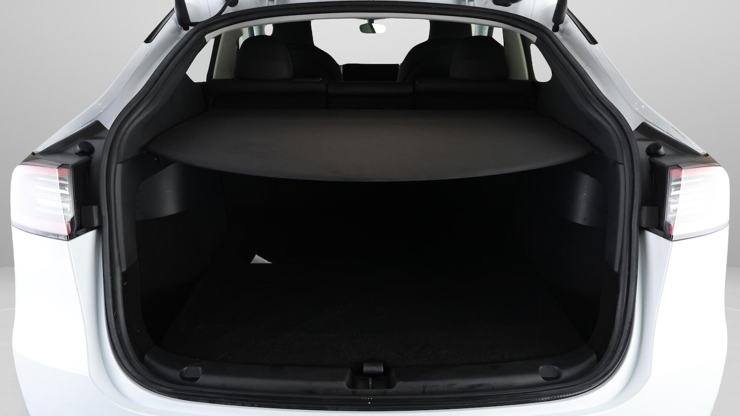 Used Tesla Model Y 2022 for sale - 76572379: Photo 18