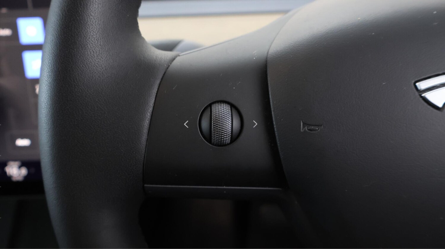 Used Tesla Model Y 2022 for sale - 76572379: Photo 23