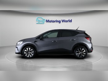 Used Renault Captur 2022 for sale - 77776094: Photo