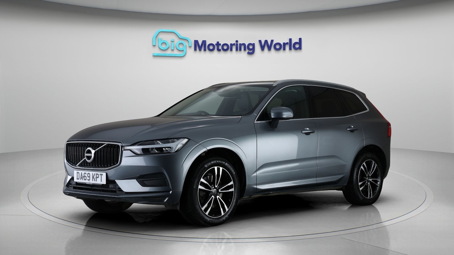 Used Volvo XC60 2019 for sale - 78098995: Photo 3