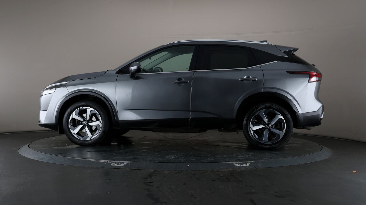 Used Nissan Qashqai for sale - 76811132: Photo 28