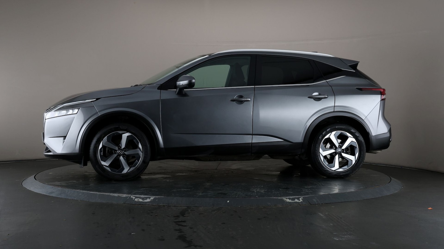 Used Nissan Qashqai for sale - 76811132: Photo 30