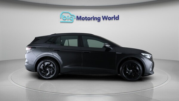 Used Volkswagen ID.4 2022 for sale - 76239076: Photo 9