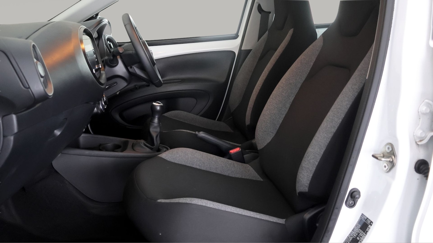 Used Toyota Aygo X 2022 for sale - 77984991: Photo 13