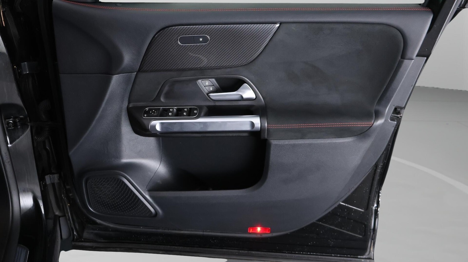 Used Mercedes-Benz GLB 2022 for sale - 76431977: Photo 16