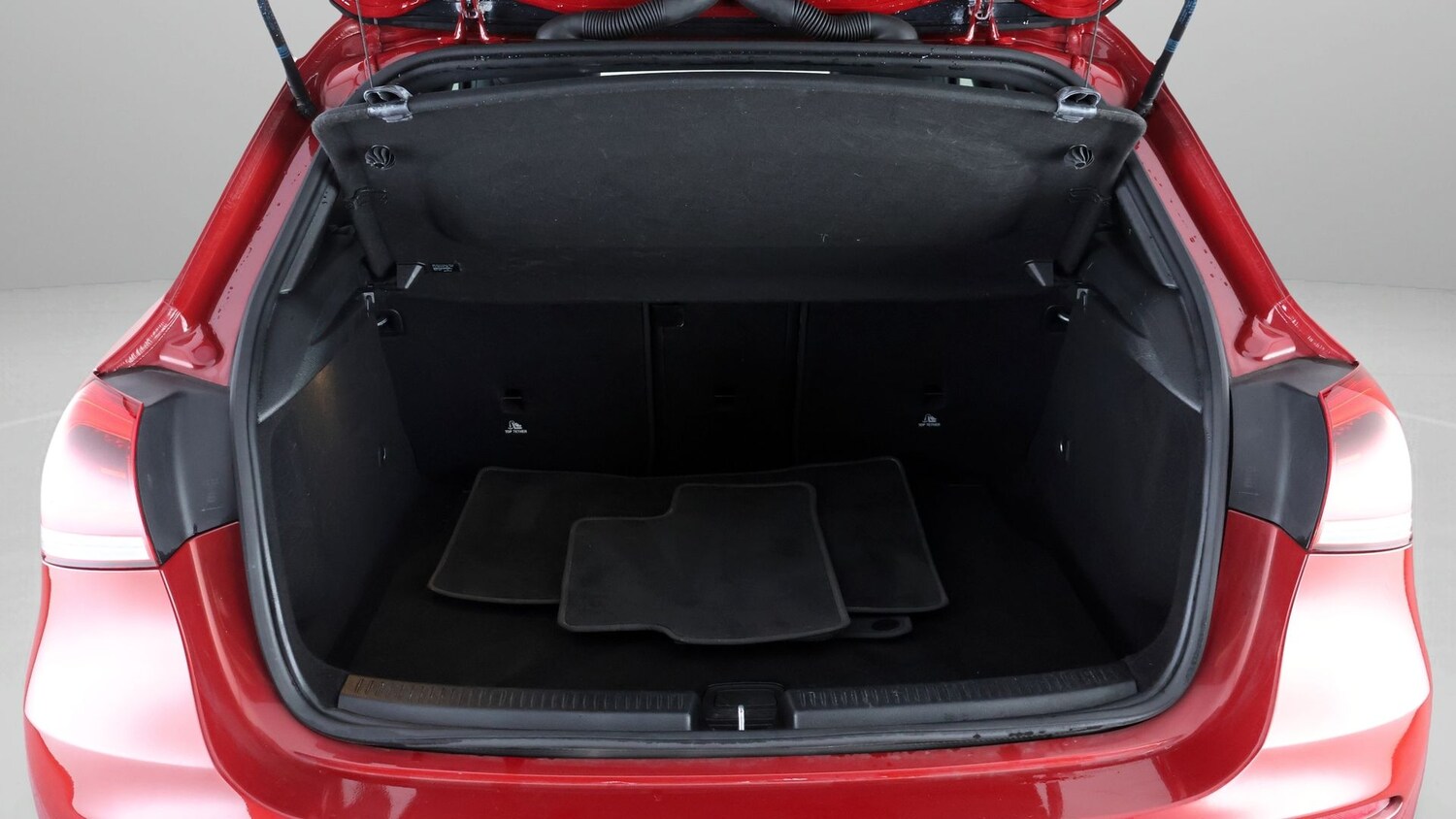 Used Mercedes-Benz A-Class 2022 for sale - 77946888: Photo 17