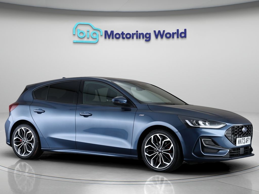 Used Ford Focus 2023 for sale - 76837307: Photo 3