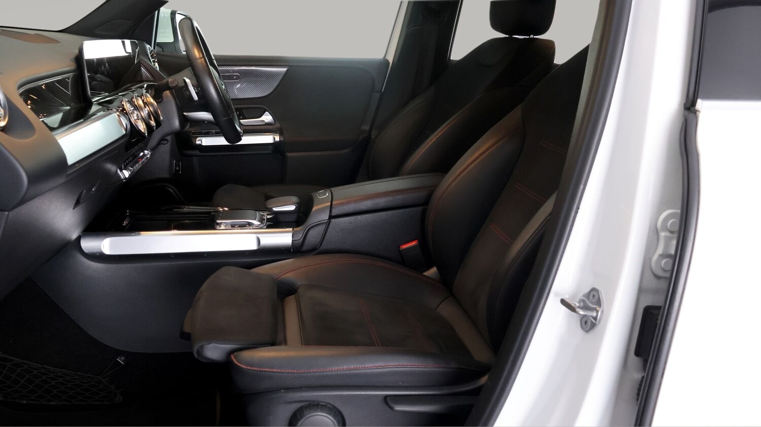 Used Mercedes-Benz GLB for sale - 77841674: Photo 13