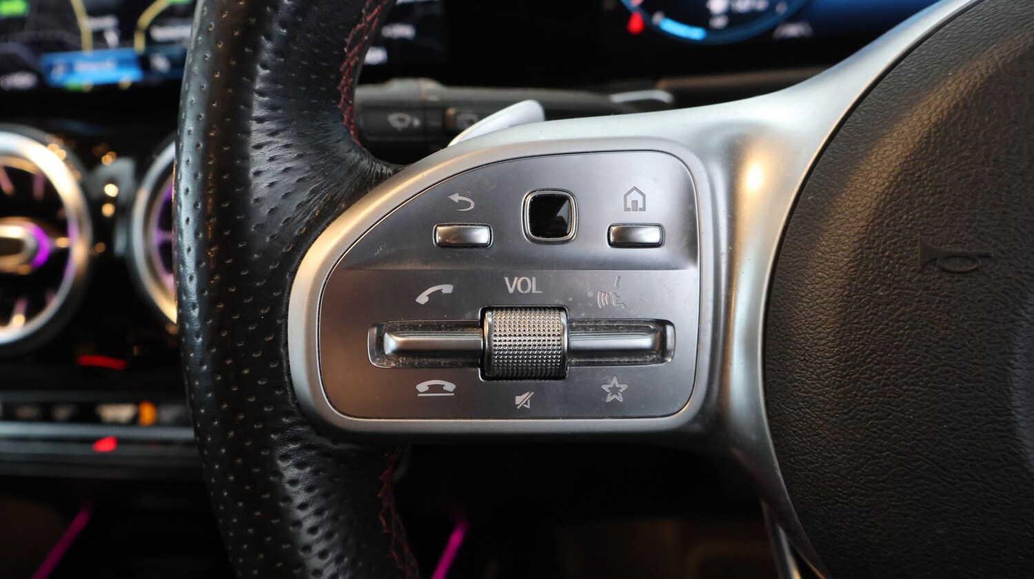 Used Mercedes-Benz GLB for sale - 77841674: Photo 23