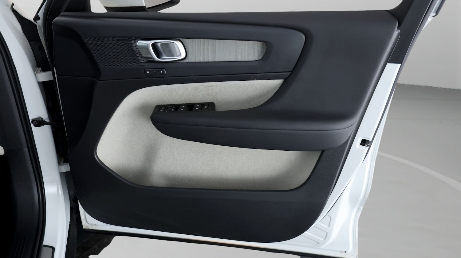 Used Volvo XC40 2020 for sale - 77953755: Photo 14