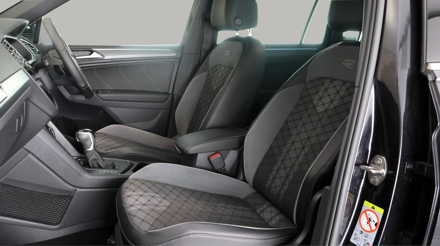 Used Volkswagen Tiguan 2021 for sale - 77329405: Photo 14