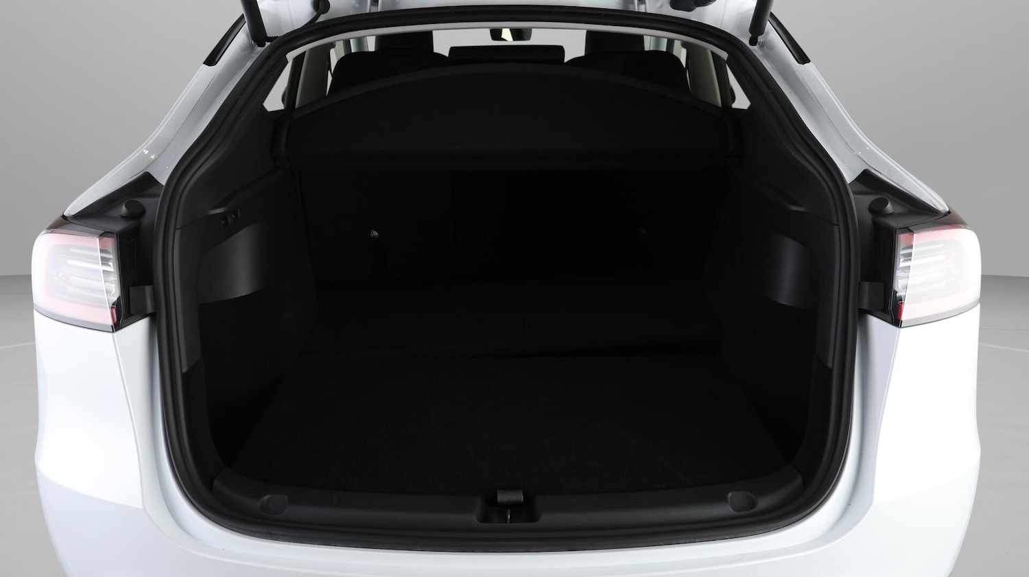Used Tesla Model Y 2023 for sale - 76380602: Photo 17