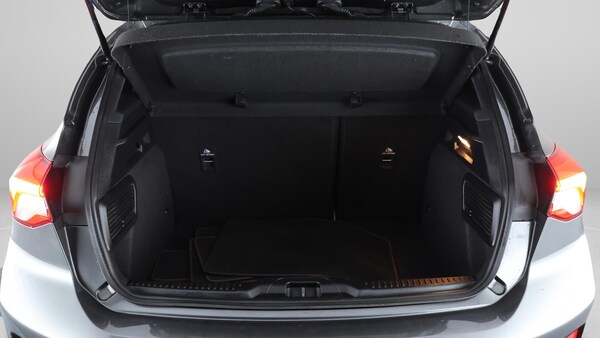 Used Ford Focus 2021 for sale - 76123094: Photo 17