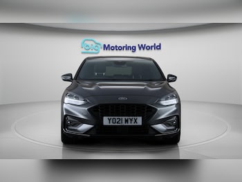 Used Ford Focus 2021 for sale - 76123094: Photo 2