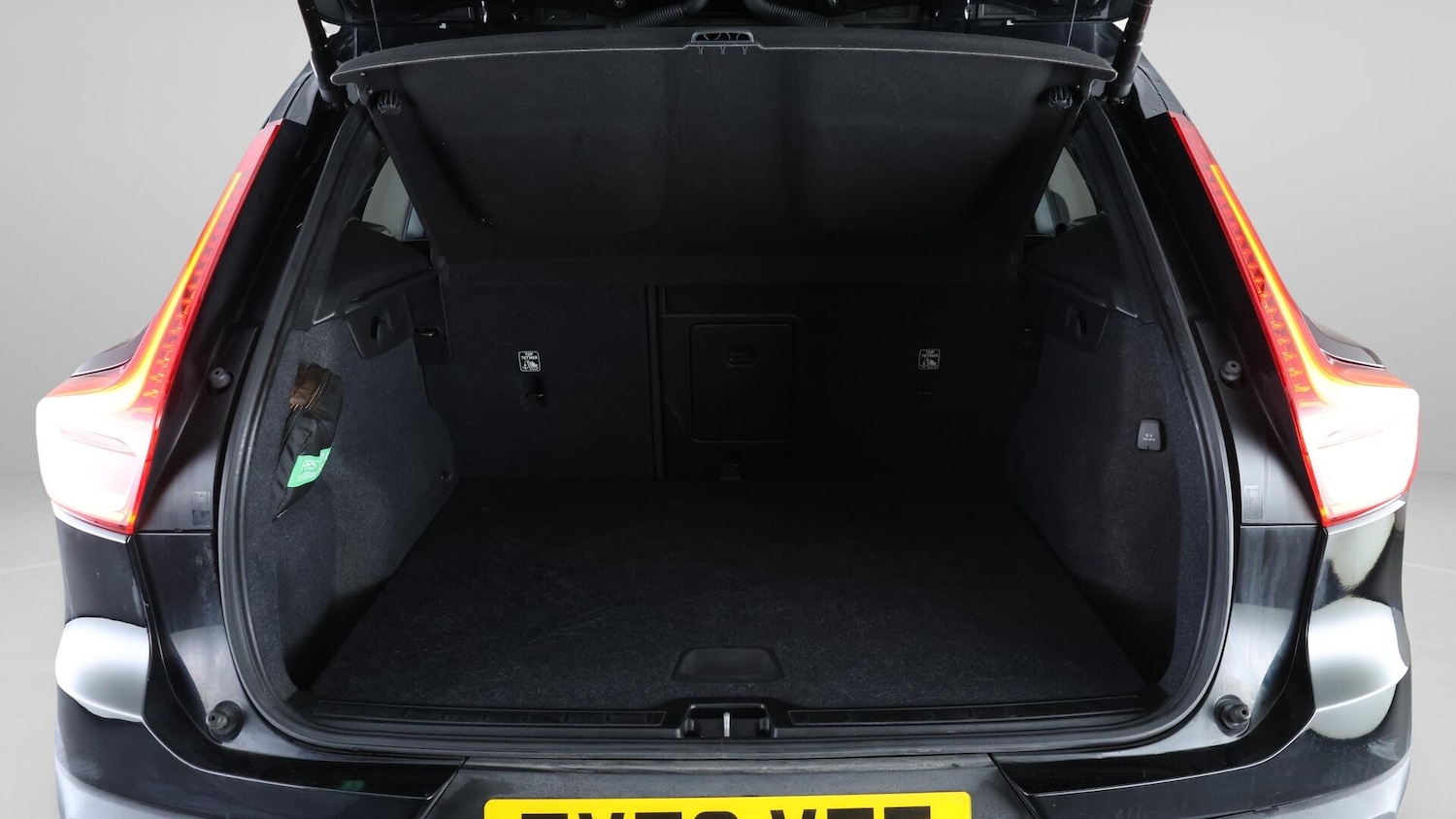 Used Volvo XC40 2022 for sale - 76380678: Photo 17