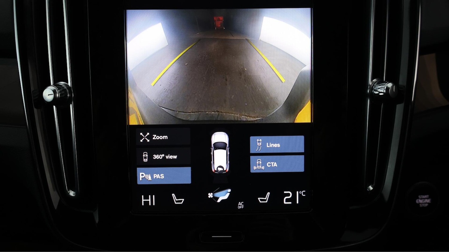 Used Volvo XC40 2022 for sale - 76380678: Photo 25