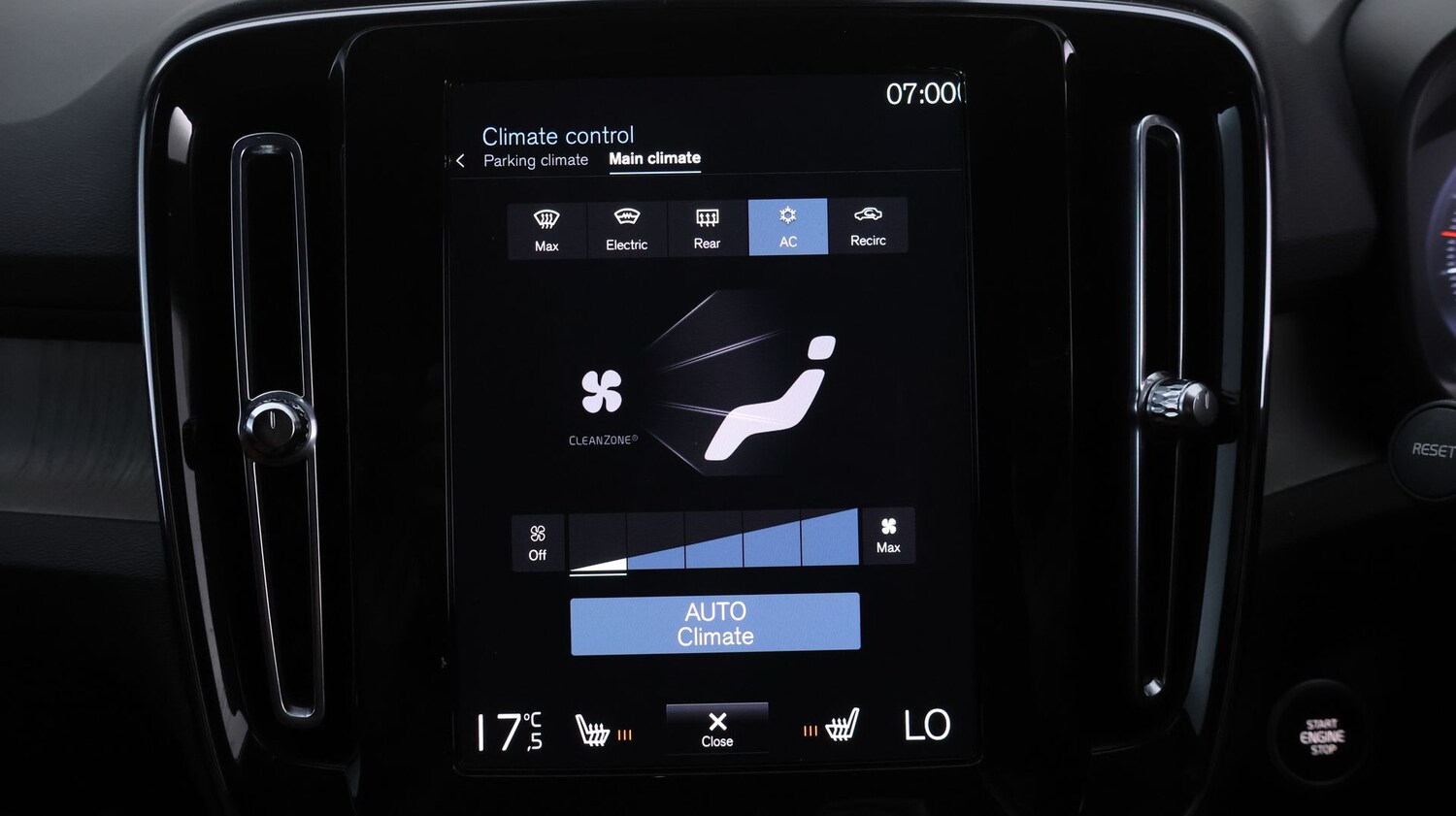 Used Volvo XC40 2020 for sale - 78121754: Photo 11