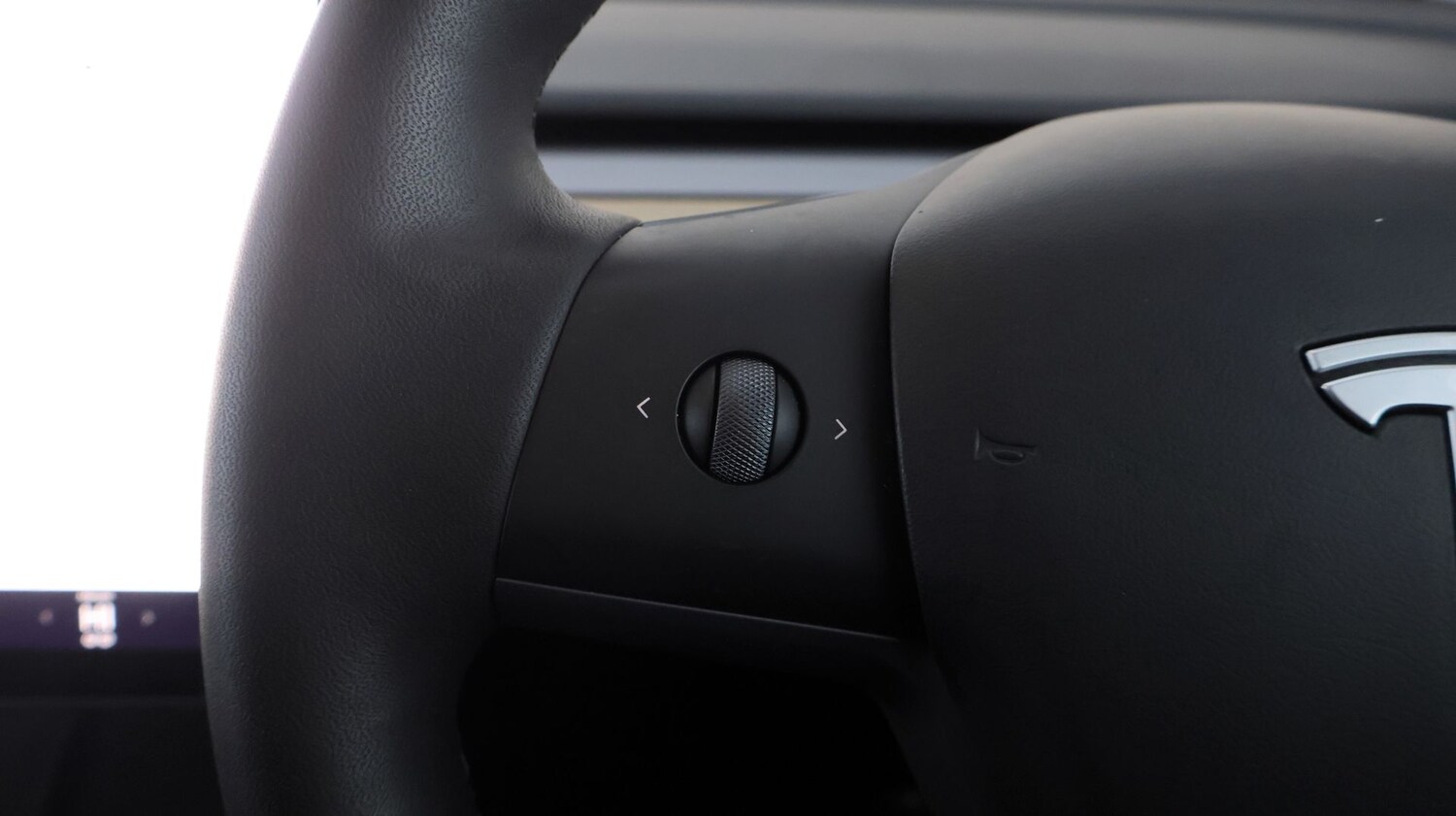 Used Tesla Model Y 2022 for sale - 77592618: Photo 23