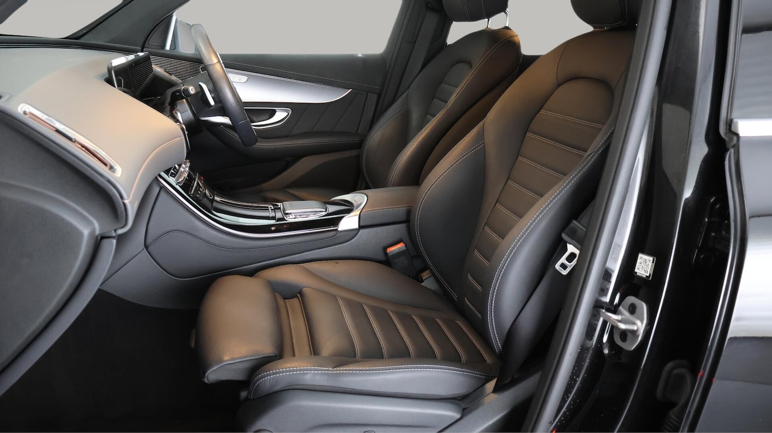 Used Mercedes-Benz EQC 2022 for sale - 76246893: Photo 15