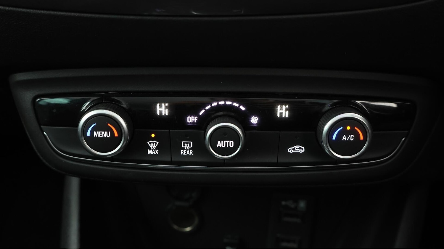 Used Vauxhall Crossland X 2018 for sale - 76360339: Photo 13
